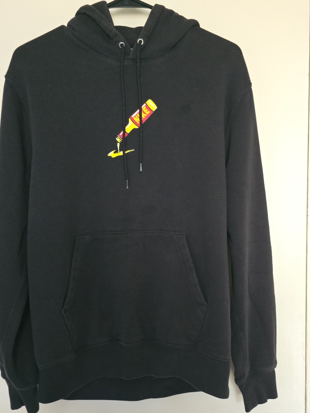Nike Sportswear Club Fleece Hoodie "Sole Food" Hot Sauce - Black (Size M)